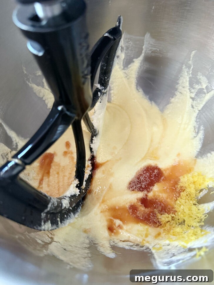 Vanilla, lemon zest and lemon juice added to the batter.