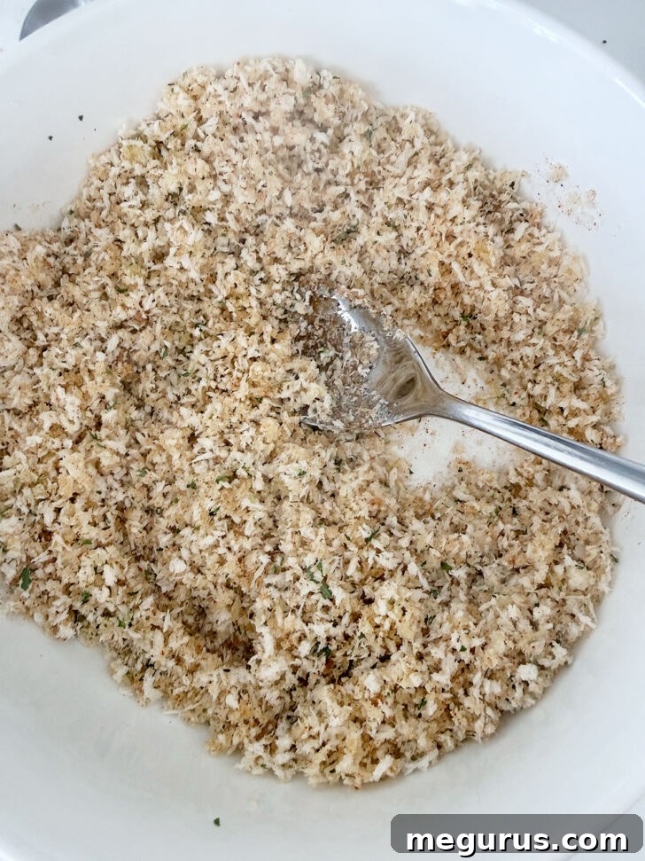 Well-mixed panko breading after oil has been thoroughly incorporated.