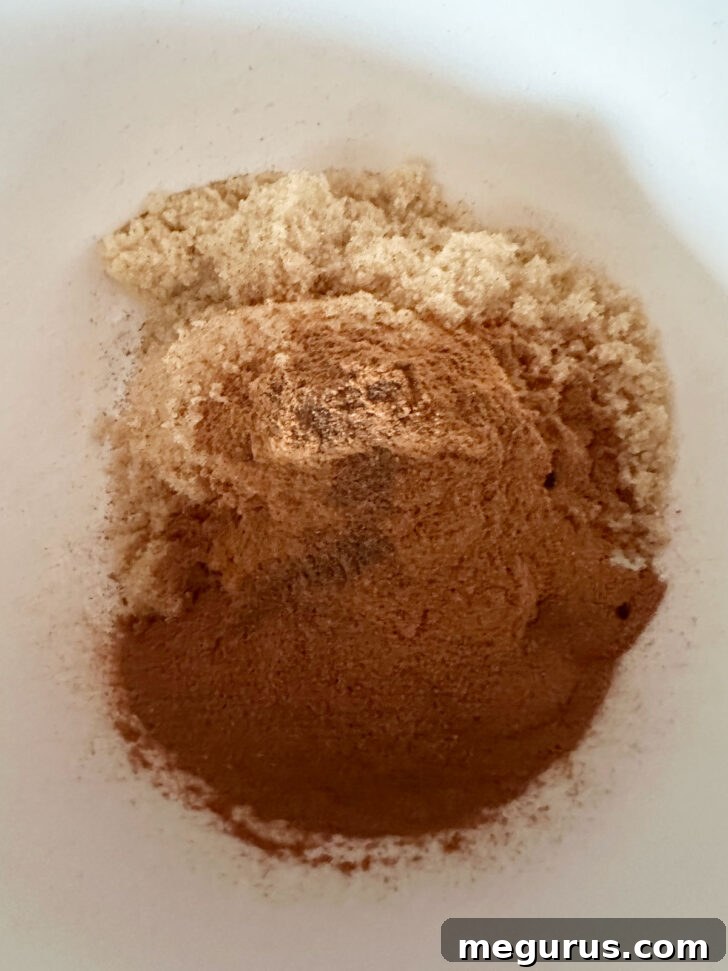 Cinnamon and brown sugar mixture in a small bowl.